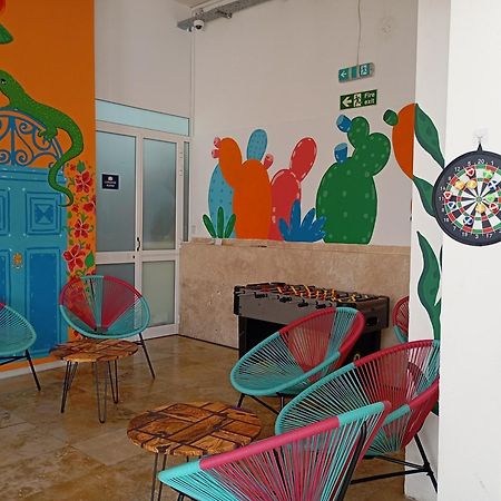 Follow The Sun Boutique Hostel - Pool, Breakfast & Sea Views Saint Julian's Exterior photo